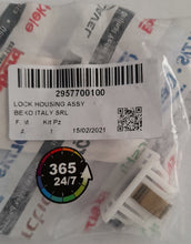 Cargar imagen en el visor de la galería, BISAGRA NARIZ CIERRE PUERTA BEKO
